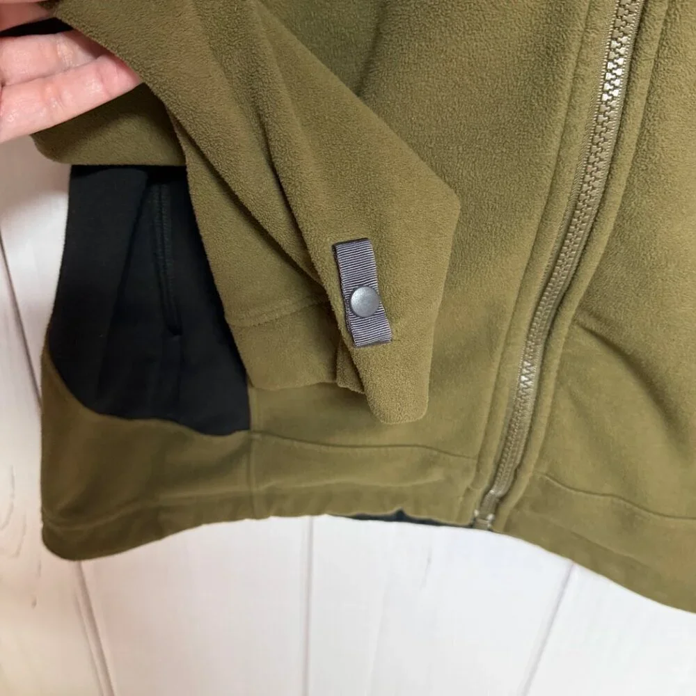 The North Face Men’s TKA 100 Full-Zip Jacket L‎ Olive Green/Black EUC